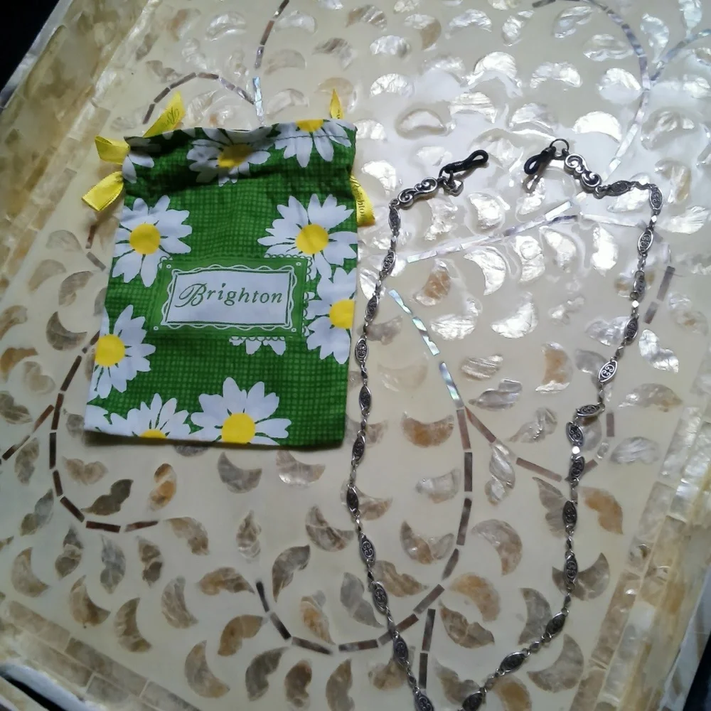 Brighton Silver Eye Glasses Holder Necklace,Beautiful - Picture 7 of 7